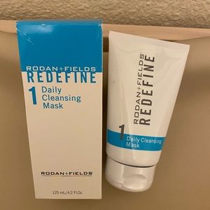 NEW Redefine Daily Cleansing Mask